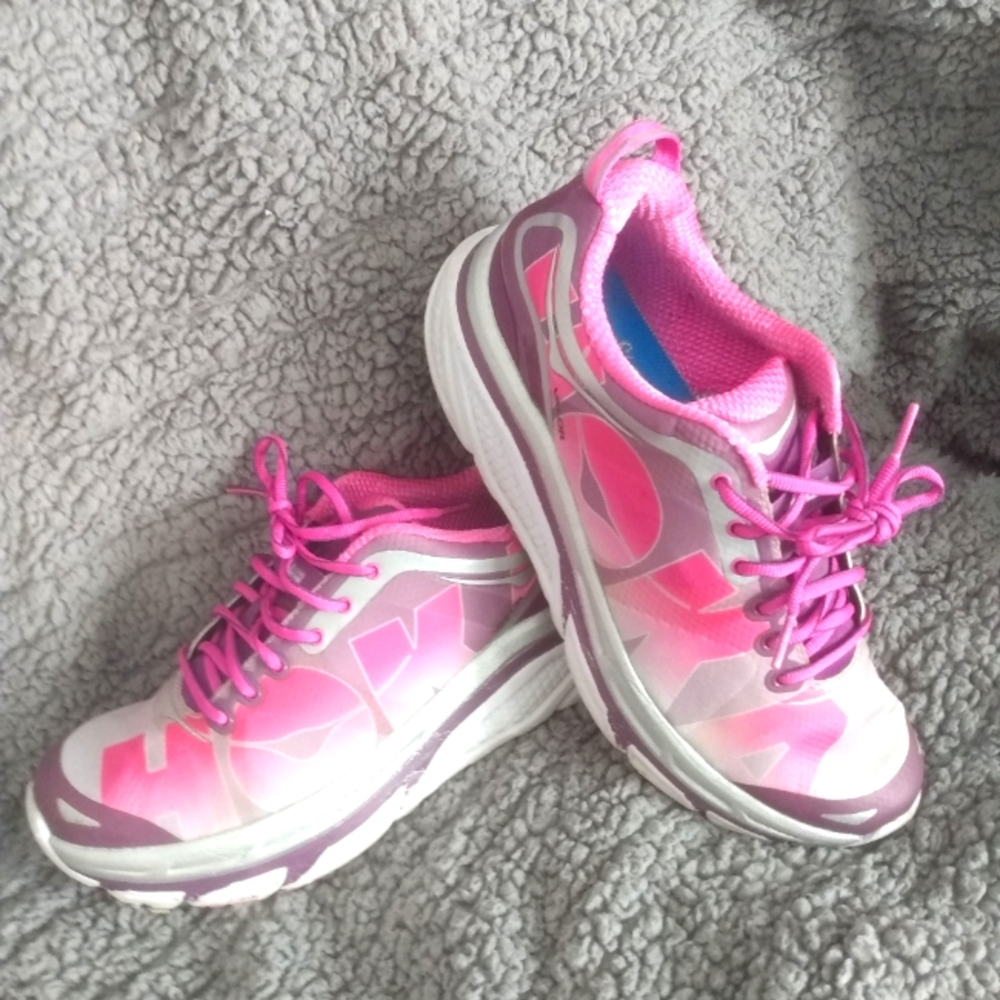 Women's Hoka Shoes